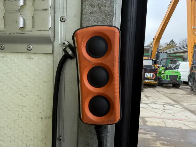 Iveco Daily 35S16 2.3 2021 Diesel 16