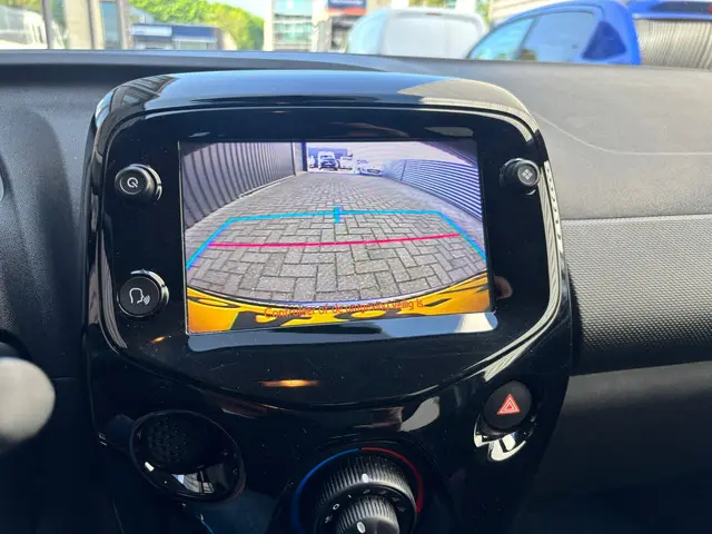 Citroën C1 1.0 VTi Feel 2022 Benzine 12