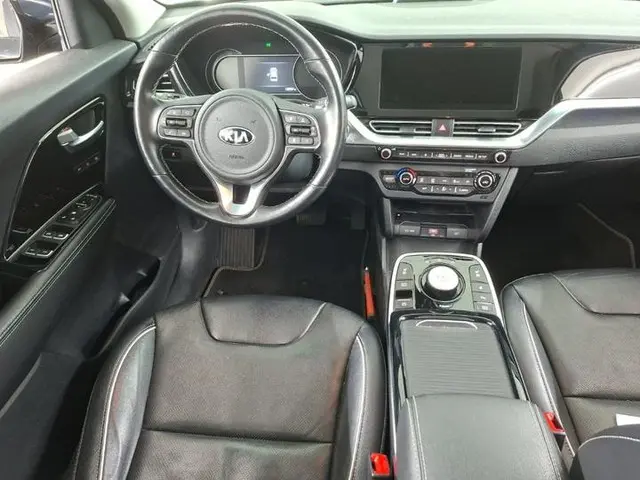 Kia e-Niro ExecutiveLine 64 kWh 2020 Elektrisch 5