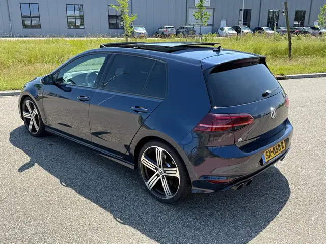 Volkswagen Golf 2.0 TSI R 4Motion 2014 Benzine 3