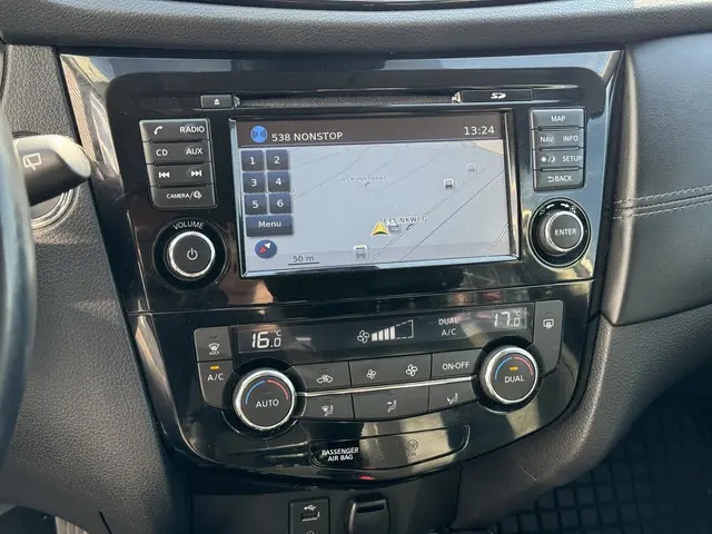 Nissan X-Trail 1.6 DIG-T Tekna 2018 Benzine 35