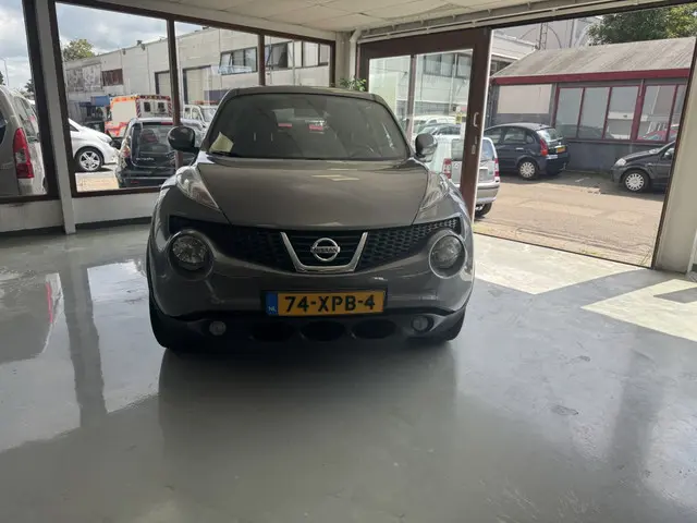 Nissan Juke 1.6 Acenta 2012 Benzine 2