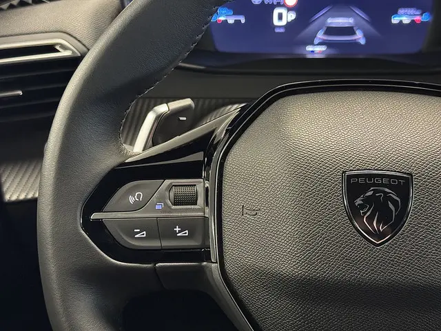 Peugeot 2008 1.2 PureTech 130 Allure 2024 Benzine 27