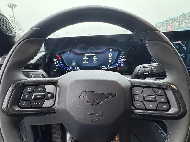 Ford Mustang Fastback GT 5.0 V8 Dark Horse 2024 Benzine 17