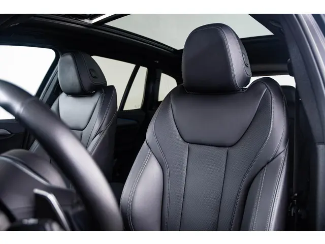 BMW X3 xDrive30e High Executive 2022 Hybride Benzine 19