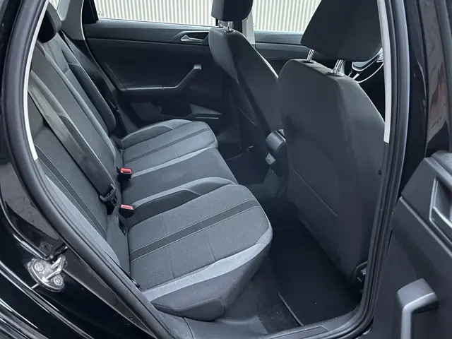 Volkswagen Polo 1.0 TSI Highline 2021 Benzine 27