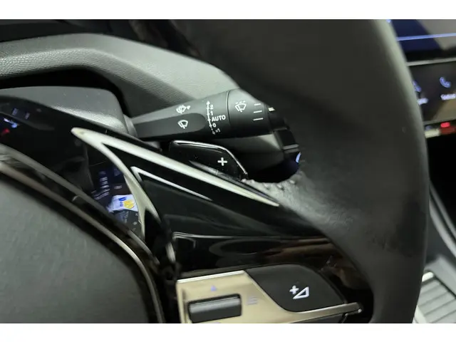Peugeot 408 1.2 PureTech Allure 130 EAT8 2024 Benzine 29