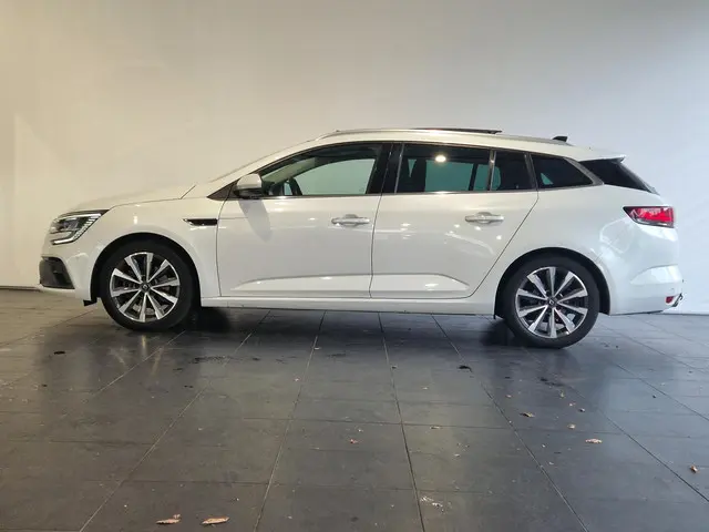 Renault Mégane Estate 1.3 TCe R.S. Line 2021 Benzine 19