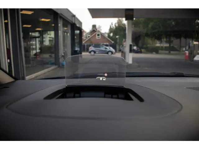 Renault Scénic TCe 130 Bose 2017 Benzine 32