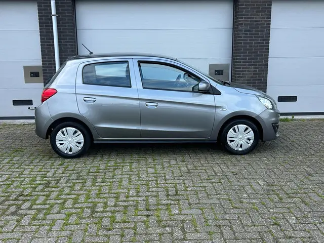 Mitsubishi Space Star 1.0 Entry AIRCO 2017 Benzine 3