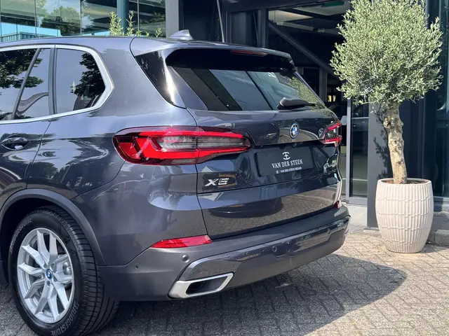 BMW X5 xDrive45e High Executive 2022 Hybride Benzine 26