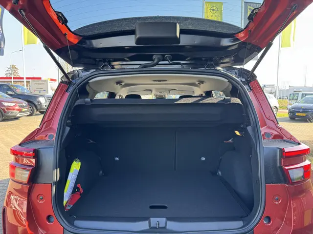 Opel Frontera 1.2 Turbo Hybrid GS 2025 Hybride Benzine 9