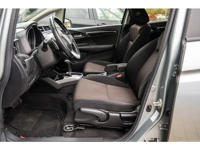 Honda Jazz 1.3i VTEC ELEGANCE 2017 Benzine 25