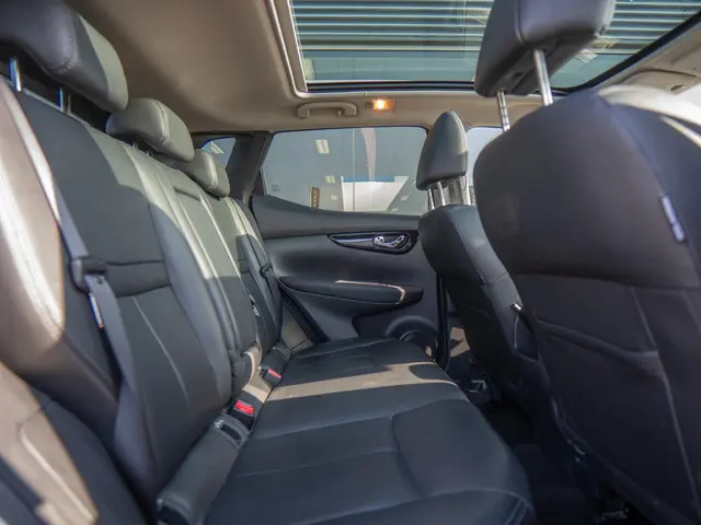 Nissan QASHQAI 1.6 Connect Edition 2015 Benzine 36