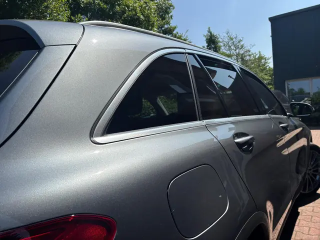 Mercedes-Benz GLC 250 d 4MATIC Edition 1 2016 Diesel 9
