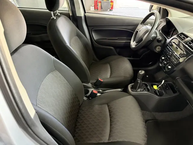 Mitsubishi Space Star 1.0 Cool+ 2021 Benzine 14
