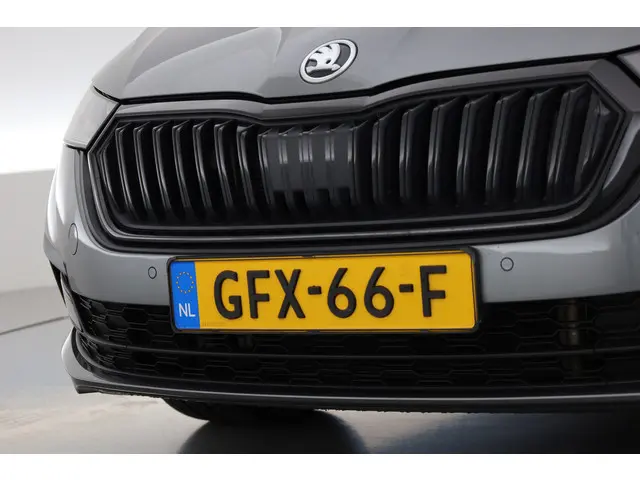 Škoda Octavia Combi 2.0 TDI 2024 Diesel 32