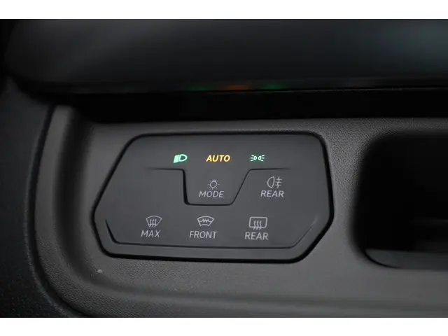 Volkswagen ID. Buzz Pro 86 kWh LWB 7p. 2025 Elektrisch 8