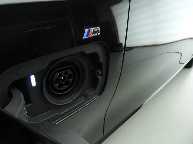 BMW 3 Serie Sedan 320e 2022 Hybride Benzine 31