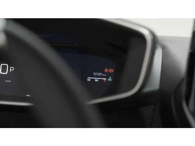 Peugeot 2008 PureTech 130 EAT8 GT 2024 Benzine 44