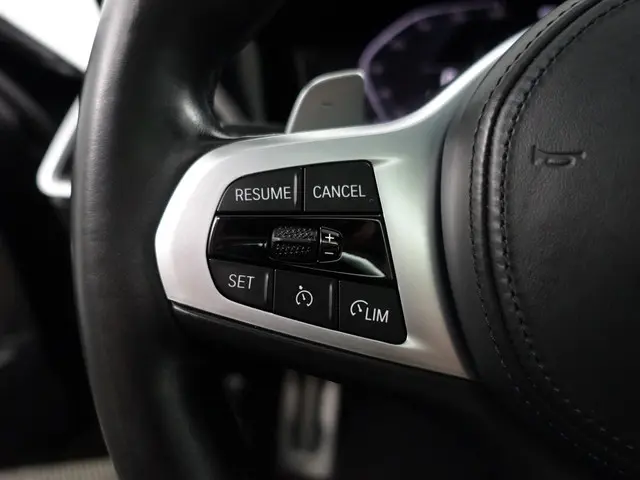 BMW 3 Serie 330e M Sport- 2022 Hybride Benzine 18