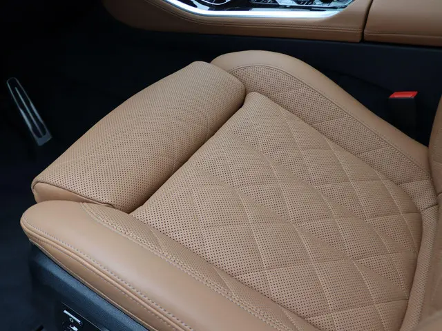 BMW X5 xDrive50e 2025 Hybride Benzine 11