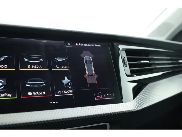 Audi A1 Sportback 30 TFSI S-Line 2023 Benzine 27