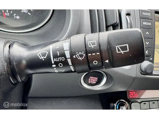 Kia Sportage 2.0 DynamicPlusLine 2015 Benzine 33