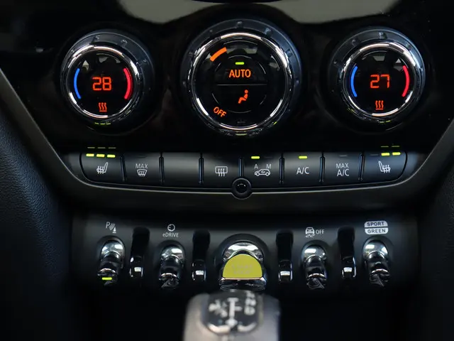 MINI Countryman Cooper S E ALL4 2021 Hybride Benzine 18