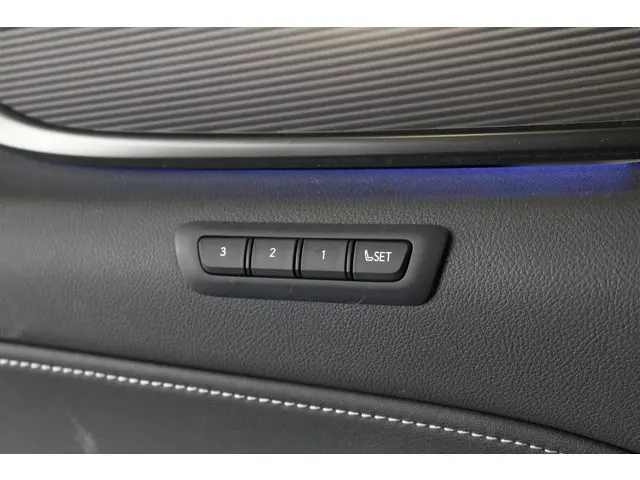 Lexus NX 450h+ AWD F SPORT Line 2025 Hybride Benzine 16