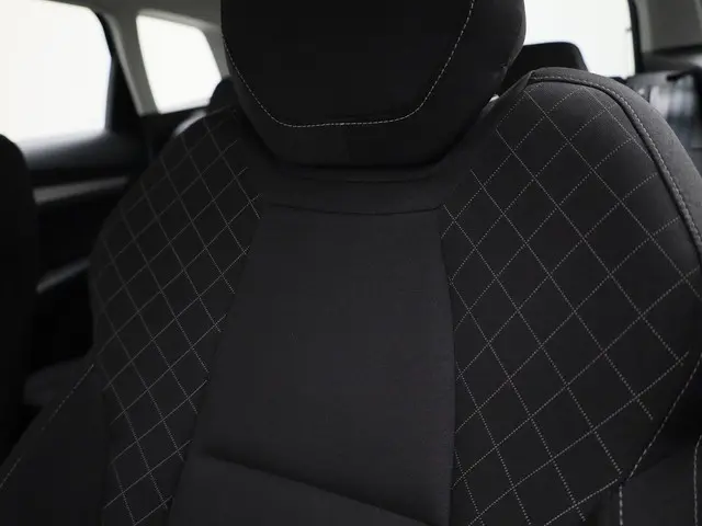 Škoda Karoq 1.5TSI/150PK ACT Clever Edition 2018 Benzine 16