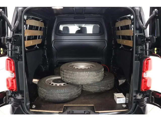 Fiat E-Scudo L3H1 DC 75 kWh 2022 Elektrisch 8