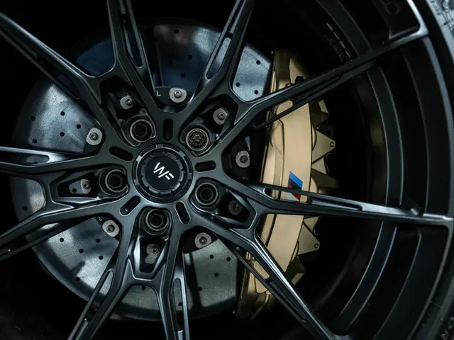 BMW M4 4-serie Cabrio xDrive Competition 2023 Benzine 6