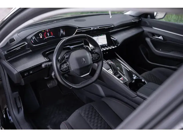Peugeot 508 SW 1.5 HDI Active Pack 2022 Diesel 41