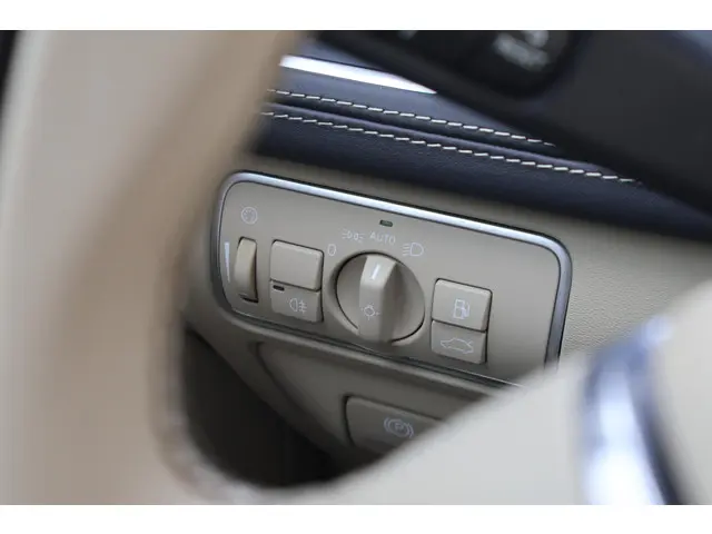 Volvo XC60 T5 FWD Summum 2015 Benzine 38