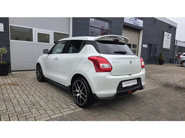 Suzuki Swift 1.0 Sportline 2019 Benzine 8