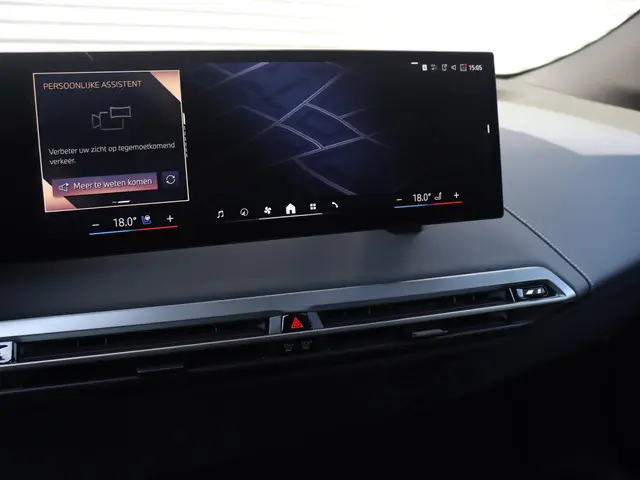 BMW iX xDrive45 2025 Elektrisch 15