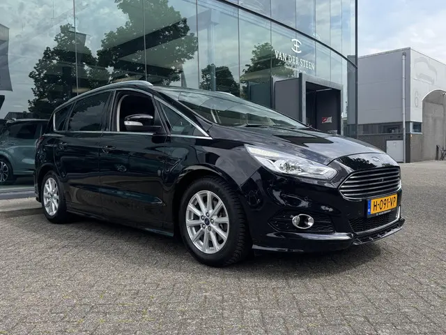 Ford S-Max 1.5 Titanium 2016 Benzine 14