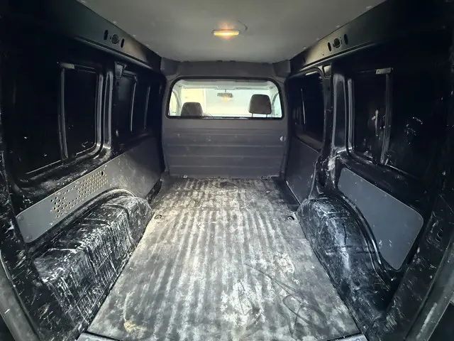 Volkswagen Caddy 1.6 TDI 2013 Diesel 11