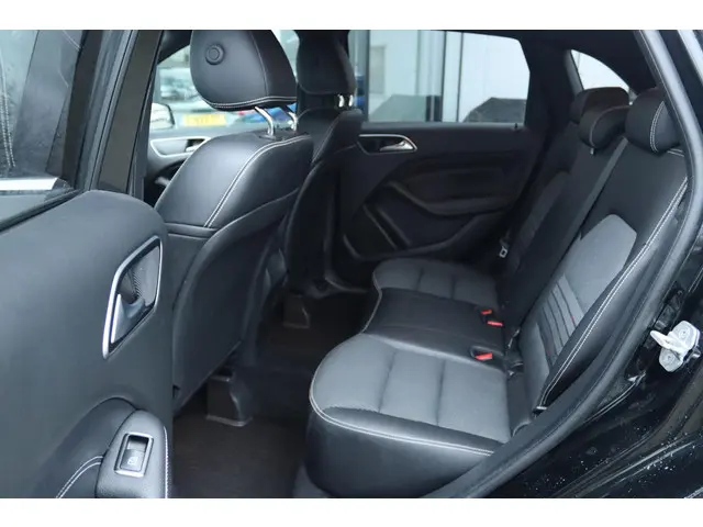Mercedes-Benz B-Klasse 180 AMBITION 2016 Benzine 13