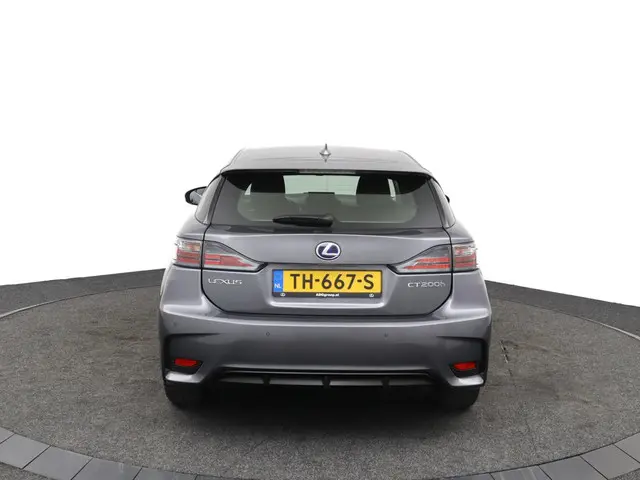 Lexus CT 200h Business Line 2017 Hybride Benzine 31
