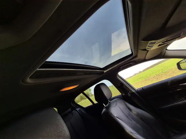 BMW 1 Serie 116i High Executive 2013 Benzine 16