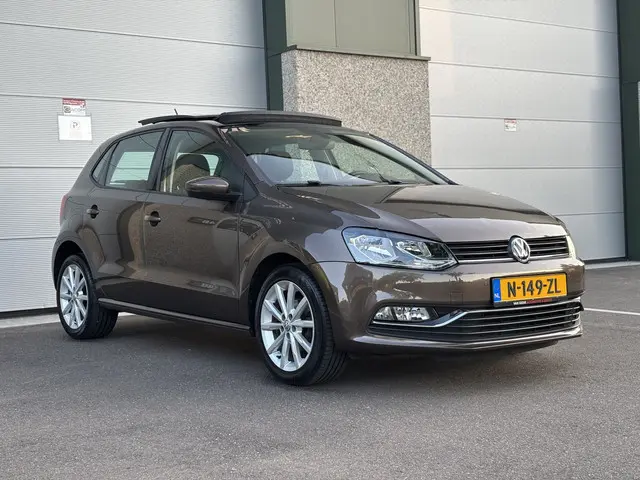 Volkswagen Polo 1.2 TSI Highline 2015 Benzine 4
