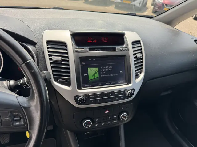 Kia Venga 1.6 CVVT DynamicLine 2015 Benzine 19