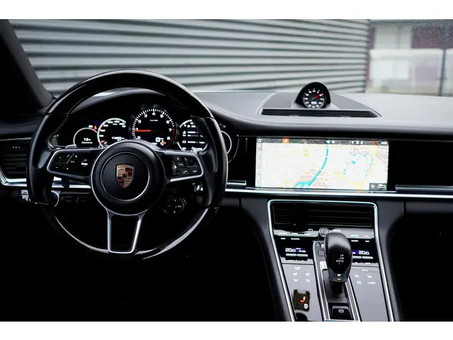 Porsche Panamera Sport Turismo 2.9 4S 2018 Benzine 14