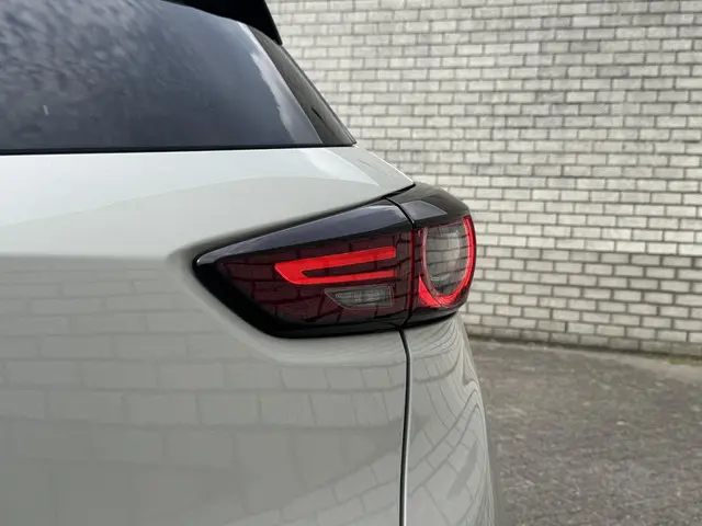 Mazda CX-3 2.0 SkyActiv-G 120 GT-M 2018 Benzine 31