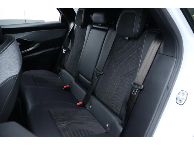 Peugeot e-3008 GT Avantage 210 73 kWh 2025 Elektrisch 15