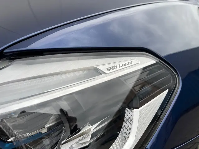 BMW 5 Serie M550i xDrive High Executive 2019 Benzine 22