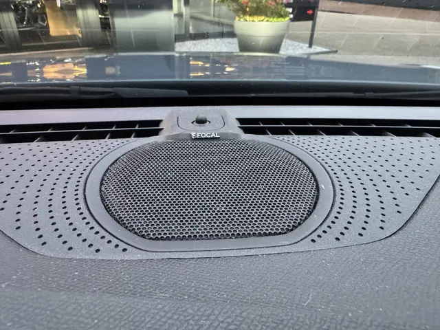 Peugeot 408 GT HYbrid 225 EAT8 2023 Hybride Benzine 21