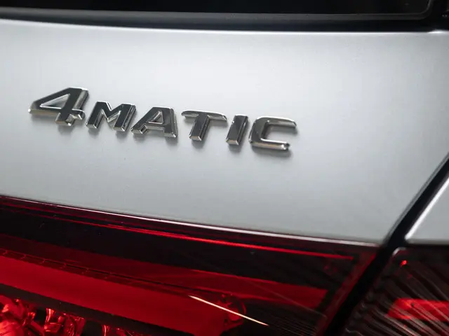 Mercedes-Benz GLE 350 e 4MATIC 2022 Hybride Benzine 11